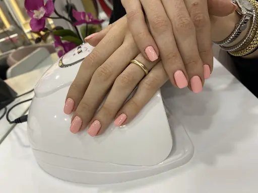Ebru kuru kuaför ve güzellik salonu 2
