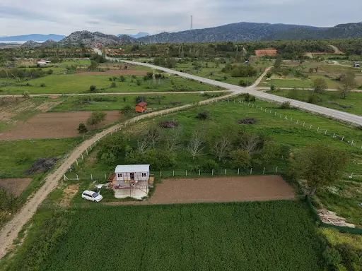 Muhittin poyraz Yenişarbademli konteyner bahçe