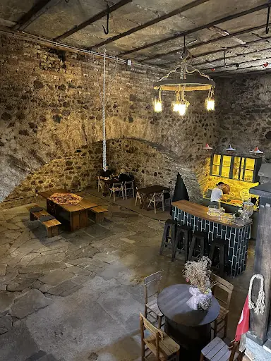 L'Atelier İbrahim Arıkan (Tarihi Kadınlar Hapishanesi) 4