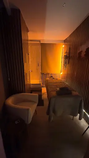 Bolivia Vip Massage