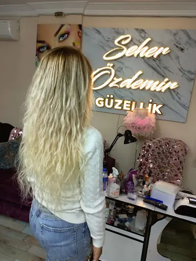 Seher Özdemir Güzellik ve Kuaför saç kaynakSalonu 4