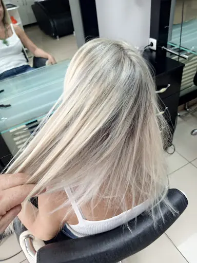 D&G Hair Design 2