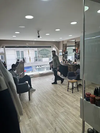 Vezneciler bay ve bayan kuaförü