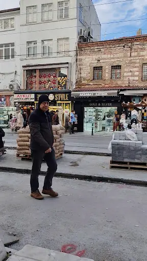 Birlik Vakfı Genel Merkez – Diğer (Güzellik), İstanbul (3. fotoğraf)
