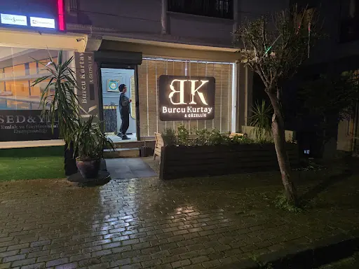 Burcu Kurtay Güzellik Salonu