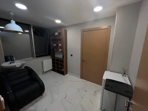 Bahadır Taş Bayan Kuaförü 4