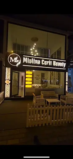 Mislina Cerit Beauty 3