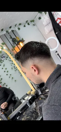 İslam Gereken Hair Studio 2