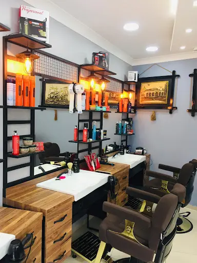 Bay Kuaför Salonu Tarık Akın