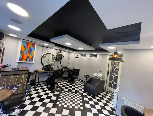 SB haır studio bay bayan kuaför 4