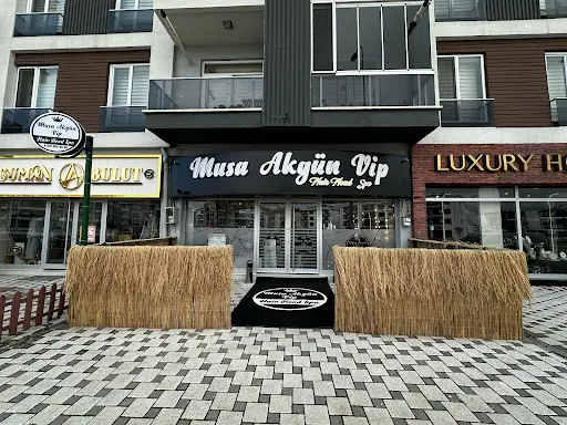 Musa Akgün Vip Kuaför