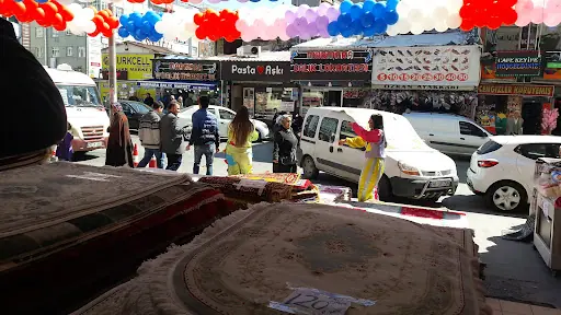 Tarihi Hemşin Odun Ekmeği Unlu Mamulleri