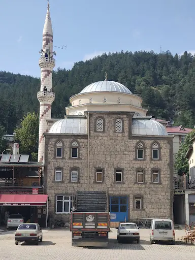 Azdavay Merkez Camii 2