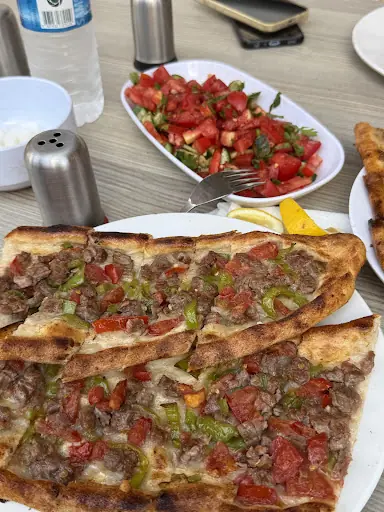 Güleryüz Pide Salonu