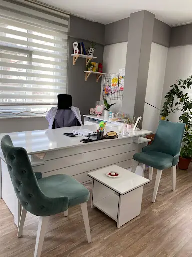 Q LİFE ESTETİK VE GÜZELLİK 4