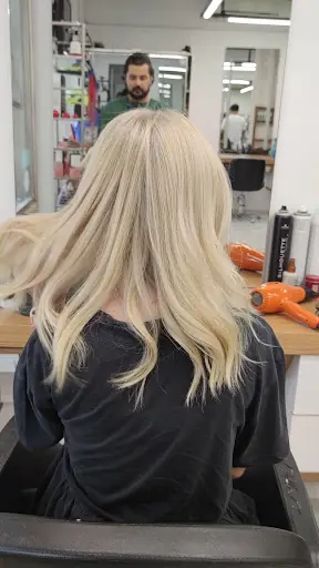 Kulis Hair Studio 3