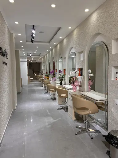 Safir Hair Design / Bayan Kuaförü