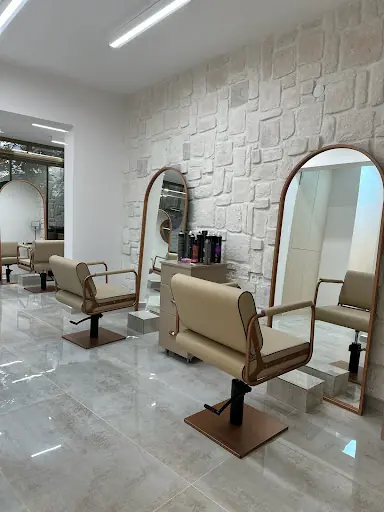 NİLÜFER & FEVZİ CİNCİ - Kuaför Güzellik Salonu 2