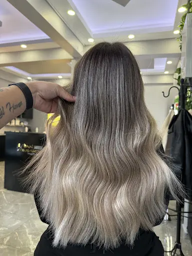 Kaan Karakaya Hair Studio 3