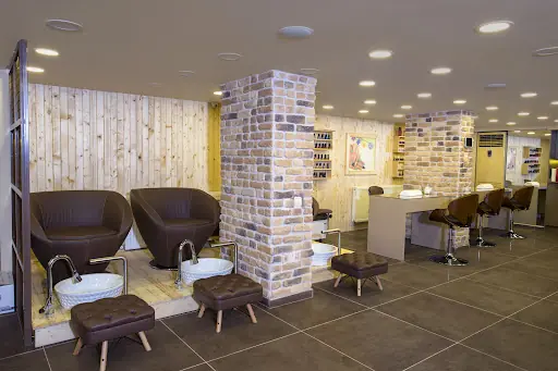 İrem KUAFÖR – Tırnak / Nail Studio, Avcılar, İstanbul (3. fotoğraf)