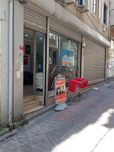 ÜNLÜ ERKEK KUAFÖRÜ 4