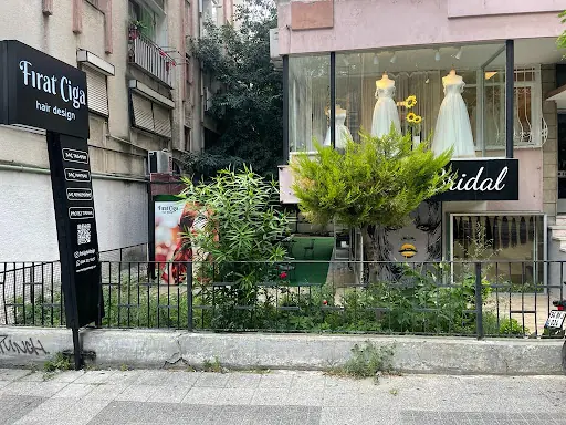 Hikmet Fırat Hair Studio 5