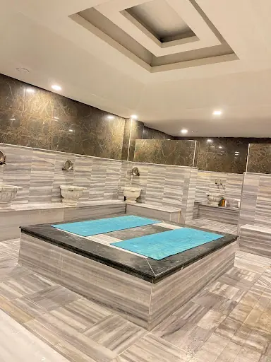 Moon SPA 4