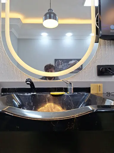 Ufuk Gazioğlu Hair Studio 3