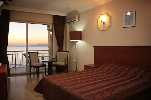 Mudanya Huzur - Yaşlı Bakımevi