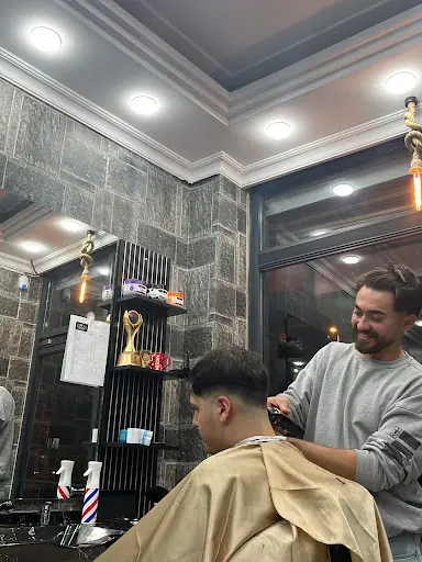 Mustafa Konakçı Erkek Kuaförü 4