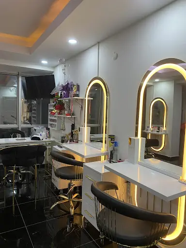 Hayat Beauty Studio