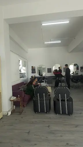Salon Vip Bay Bayan Kuaför Salonu 2