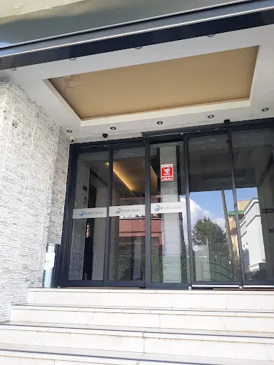 Estetik Center - Estetik Plastik Cerrahi Kliniği 3