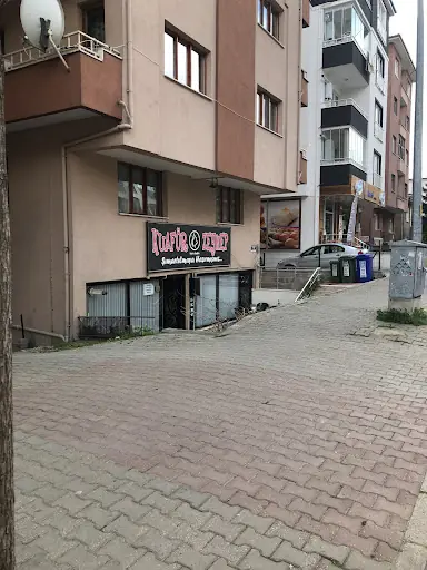 BOLU KUAFÖR ZEYNEP