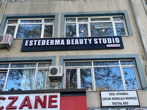 Estederma Beauty Studio 2