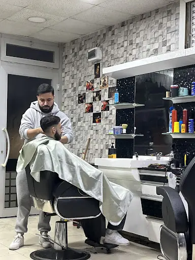 KUAFÖR ENES