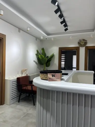 Beyza üçler makeup studio 3