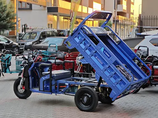 ¹⁹²⁷ GRAND İSTANBUL HOLDİNG – Diğer (Güzellik), İstanbul (2. fotoğraf)