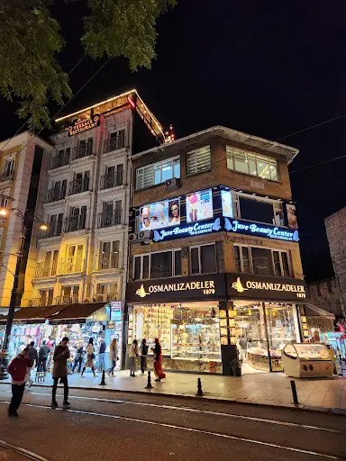 Juve Beauty Center – Tırnak / Nail Studio, İstanbul