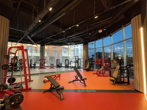 Loop Fitness & Spa 2