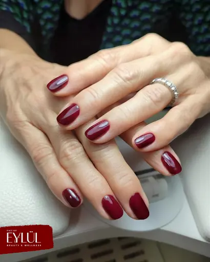 Eylül Beauty & Wellness – Tırnak / Nail Studio, İstanbul (4. fotoğraf)