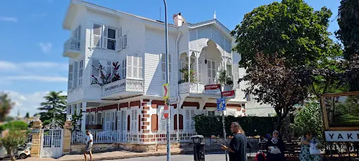 Büyükada Merkez Aile Sağlık Merkezi 4