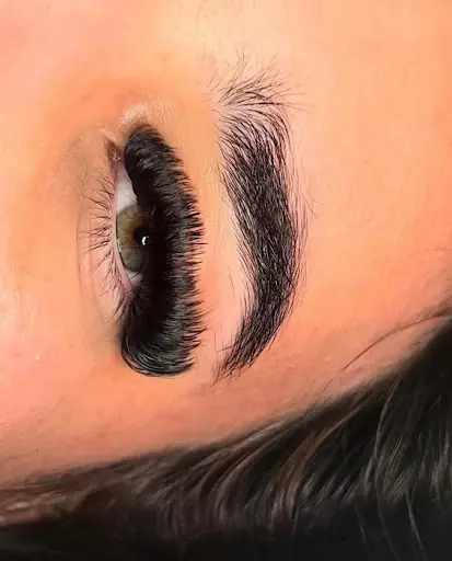 İlye Beauty 2
