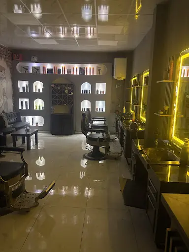 Gold tıraş kuaför salonu 4