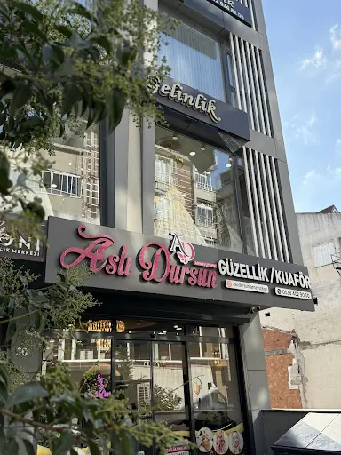 Aslı Dursun Arnavutköy Güzellik Merkezi 3