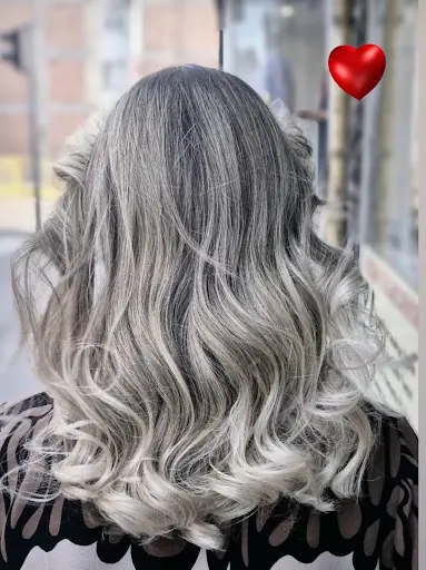 Özlem bayan kuaförü ağda salonu 2