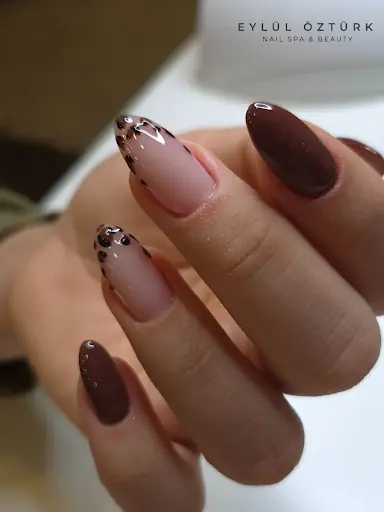 Eylül Öztürk Nail Spa Ümraniye 4