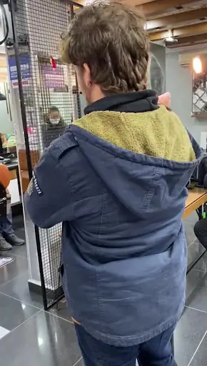 EFOR Erkek Kuaför & Solarıum Salonu 3