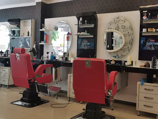 NADİR ERKEK KUAFÖRÜ
