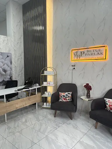 Betül Parlak Güzellik & Bakım Merkezi 2